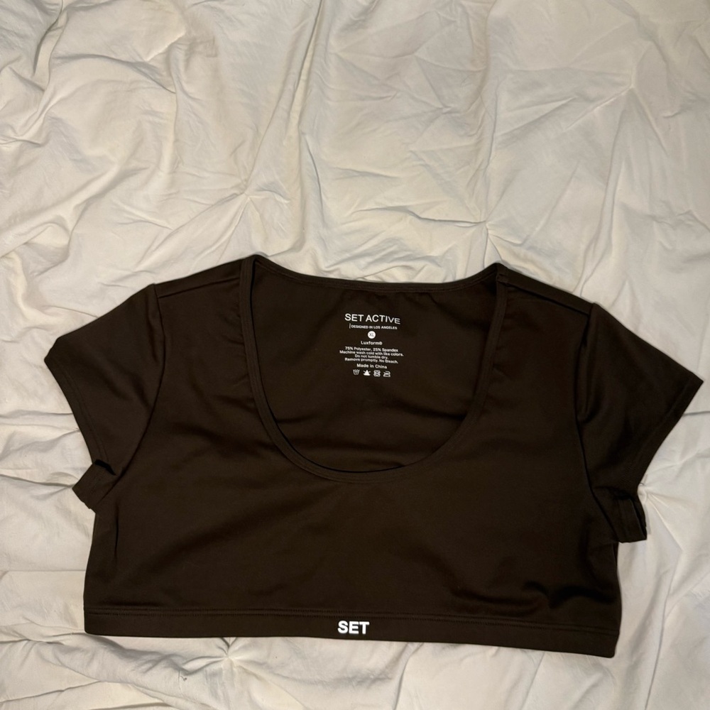 SET Active Women's Brown Crop Top